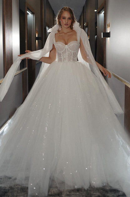 Tulle Long Wedding Dress Lace Appliques Bridal GownsSpaghetti-Strap –  ballbellauk