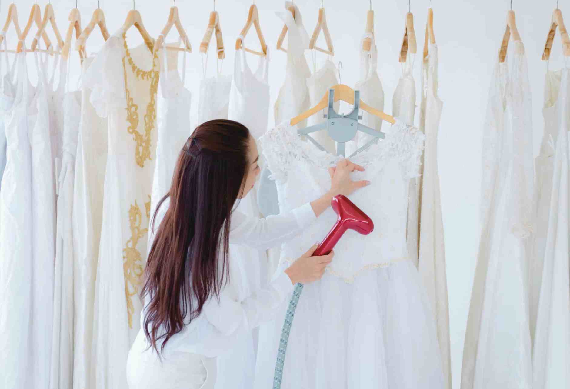 How to Steam a Wedding Dress and Other Wedding Day Attire Olivia