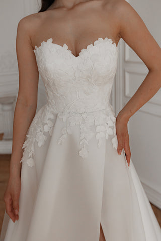 Wedding Dress Lillian with Detachable Train - Olivia Bottega