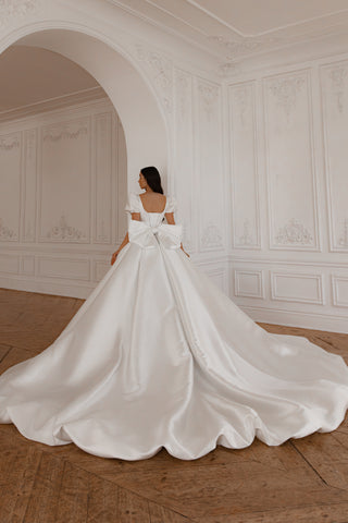 Mikado Wedding Gown Aurora with Long Train - Olivia Bottega