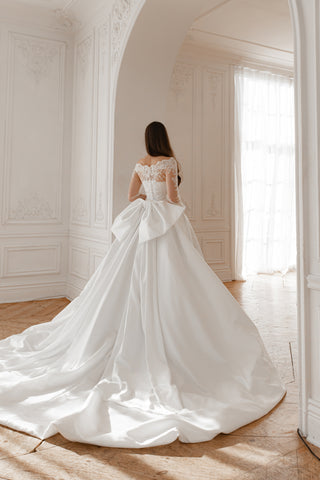 Extra Convertible Wedding Dress Steltella  (Basic dress + bolero + bow + detachable skirt)