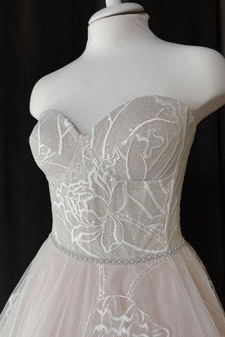 Floral Lace Wedding Dress Blum
