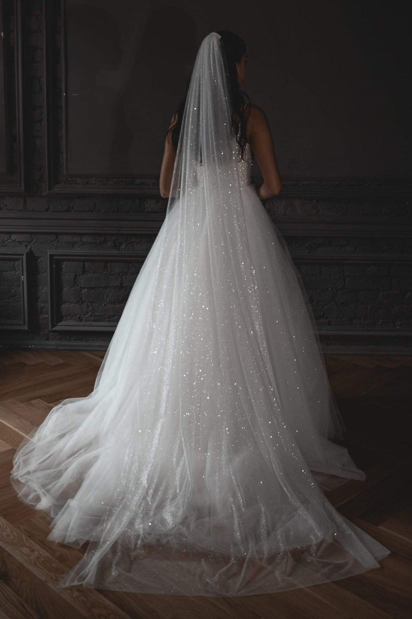 Olivia Bottega Sparkly Wedding Veil | Bridal Accessories Made-to-Order / Light Ivory / Floor 83” (210 cm)