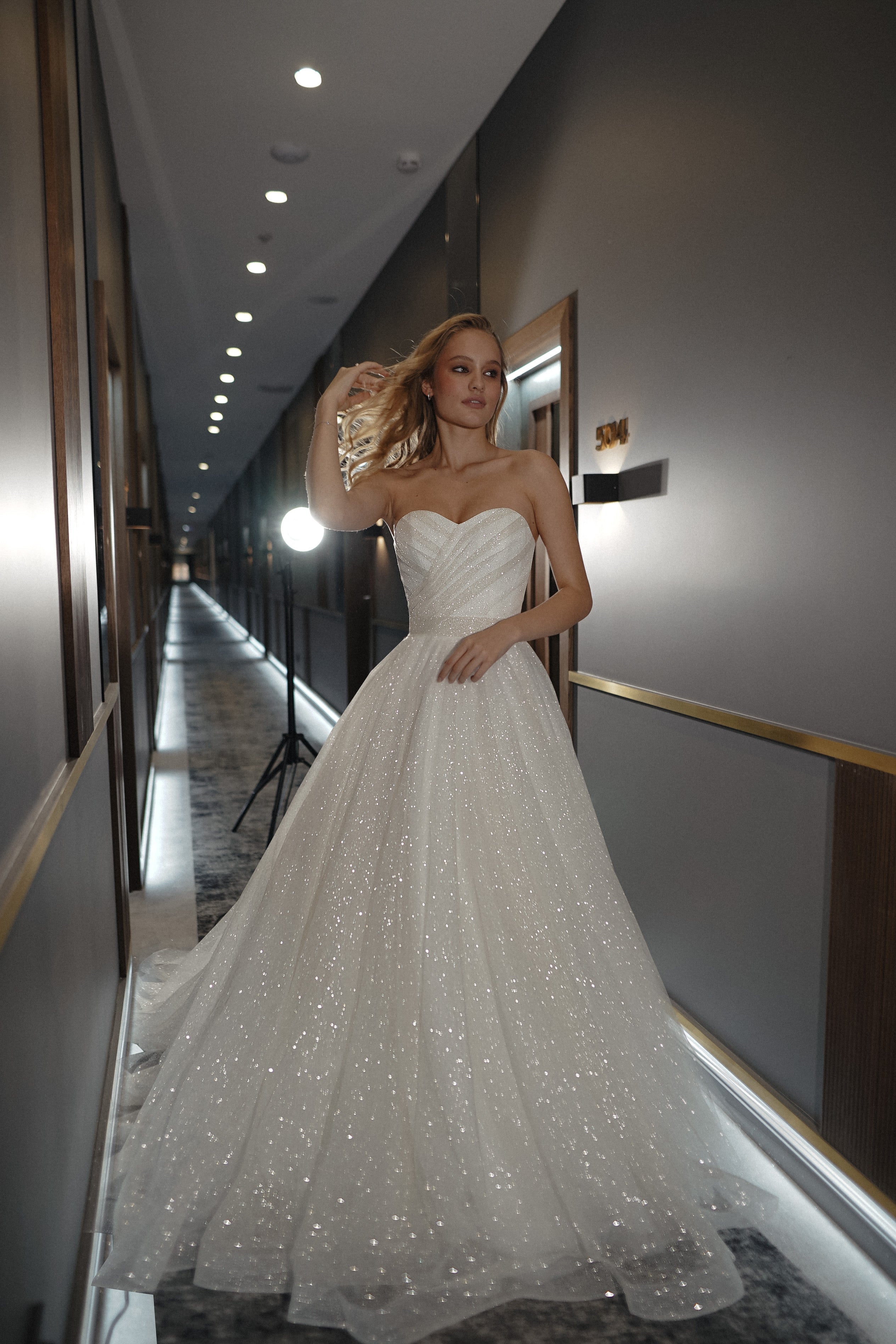 Sparkle Sleeveless Wedding Dress Kerstin – Olivia Bottega