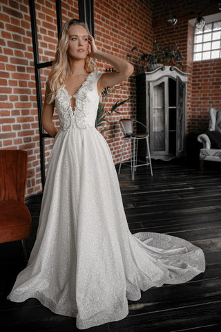 Winter Wedding Dresses 2024/2025  Designer Wedding Gowns – Olivia