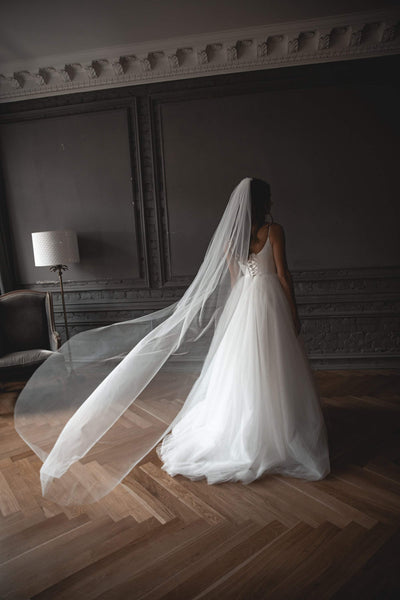 Simple Long Tulle Chapel Length Wedding Veil EE881030 – JoJo Shop