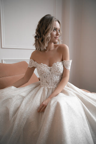 Reception Party Wedding Dresses & Gowns For Bride