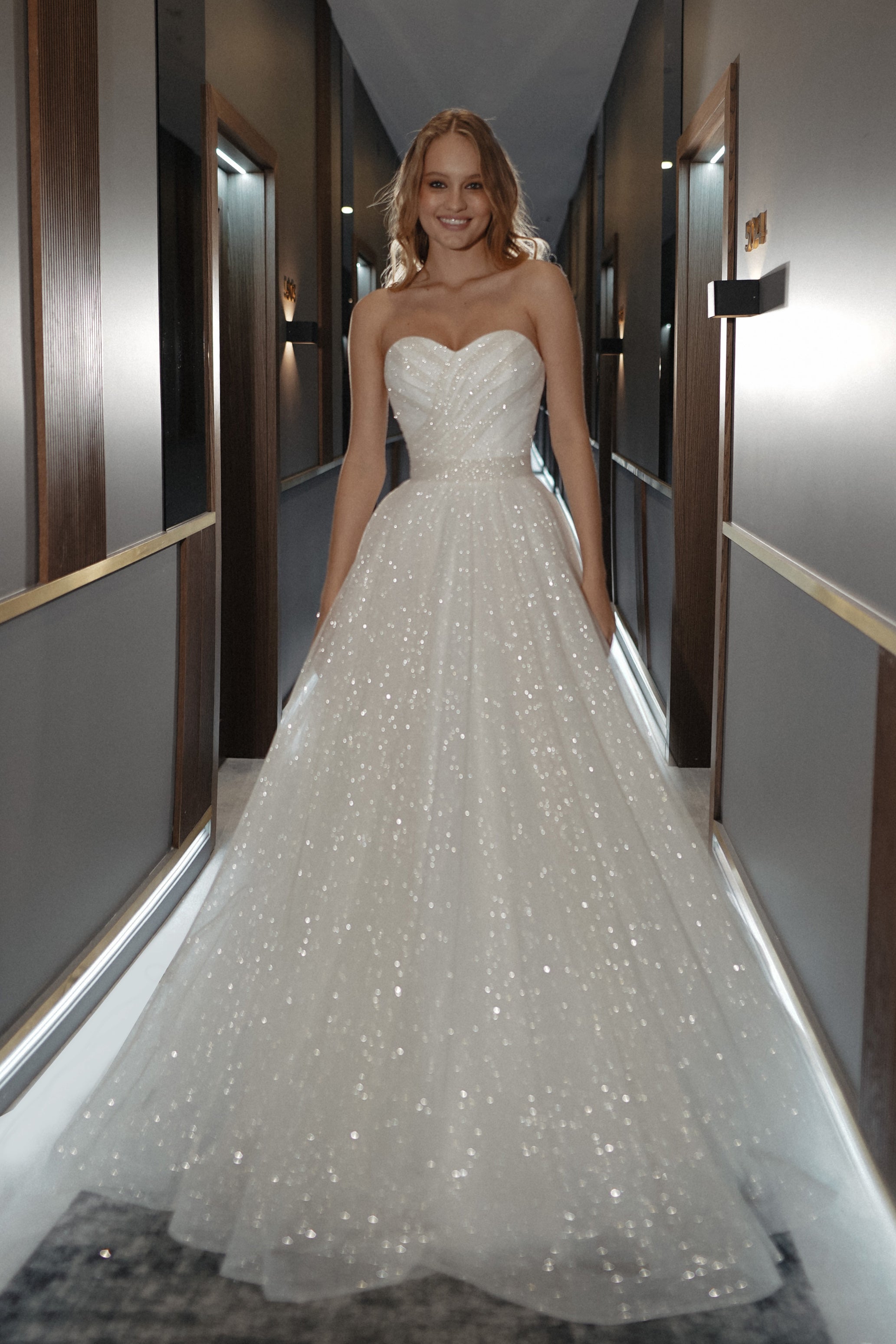 Glitter Wedding Gown Sparkle Wedding Dress Ballgown Wedding Dress Long  Sleeve Wedding Dress -  Canada